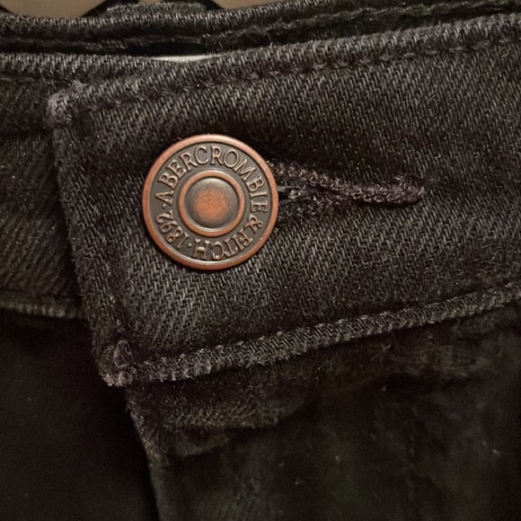 Abercrombie & Fitch -High Rise- Black Jean Skirt - Picture 8 of 9